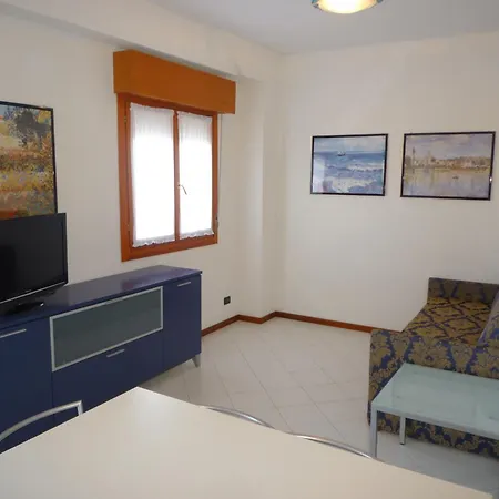 Apartment Semiramis *